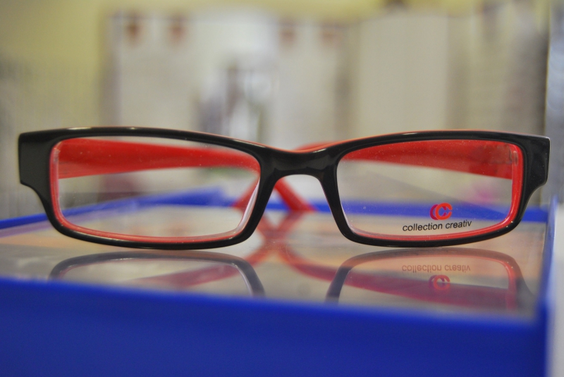 opticien-CUERS-min_view-sight-lens-frame-optics-spectacles-1141012-pxhere.com